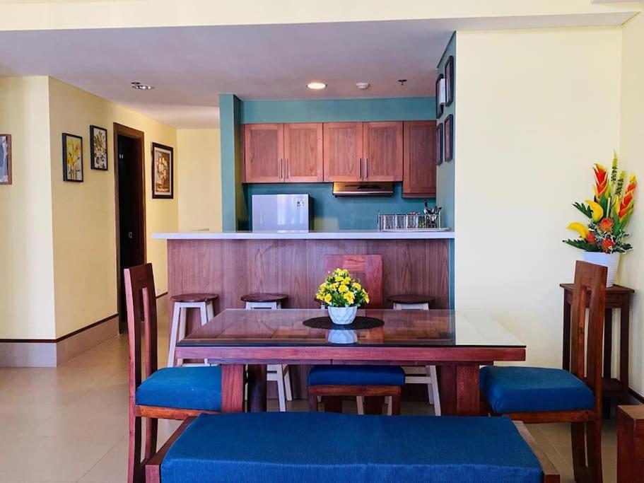Anvaya Cove Penthouse Unit 10-2 Br. Lejlighed Morong  Eksteriør billede